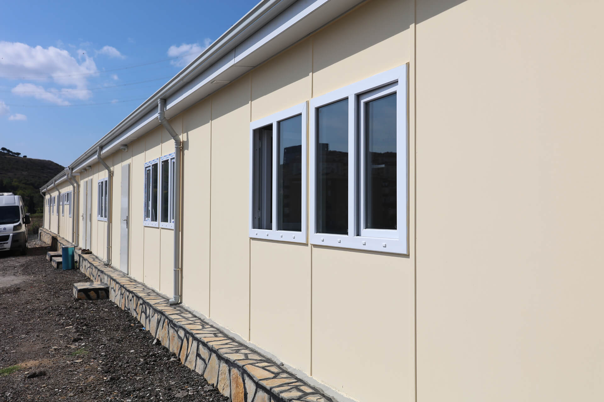 Fibercement Levhaların Prefabrik ve Modüler İnşaatlardaki Rolü